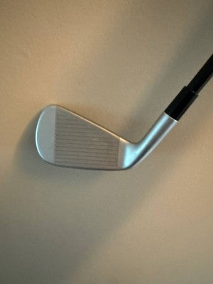 TaylorMade P790 4 Iron Graphite Regular Ventus RH Fast Shipping - photo 3