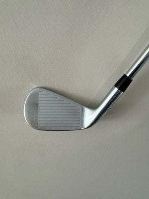 Titleist T100 7 Iron Tour White S300 MINT RH Stiff Steel Fast Shipping - photo 3